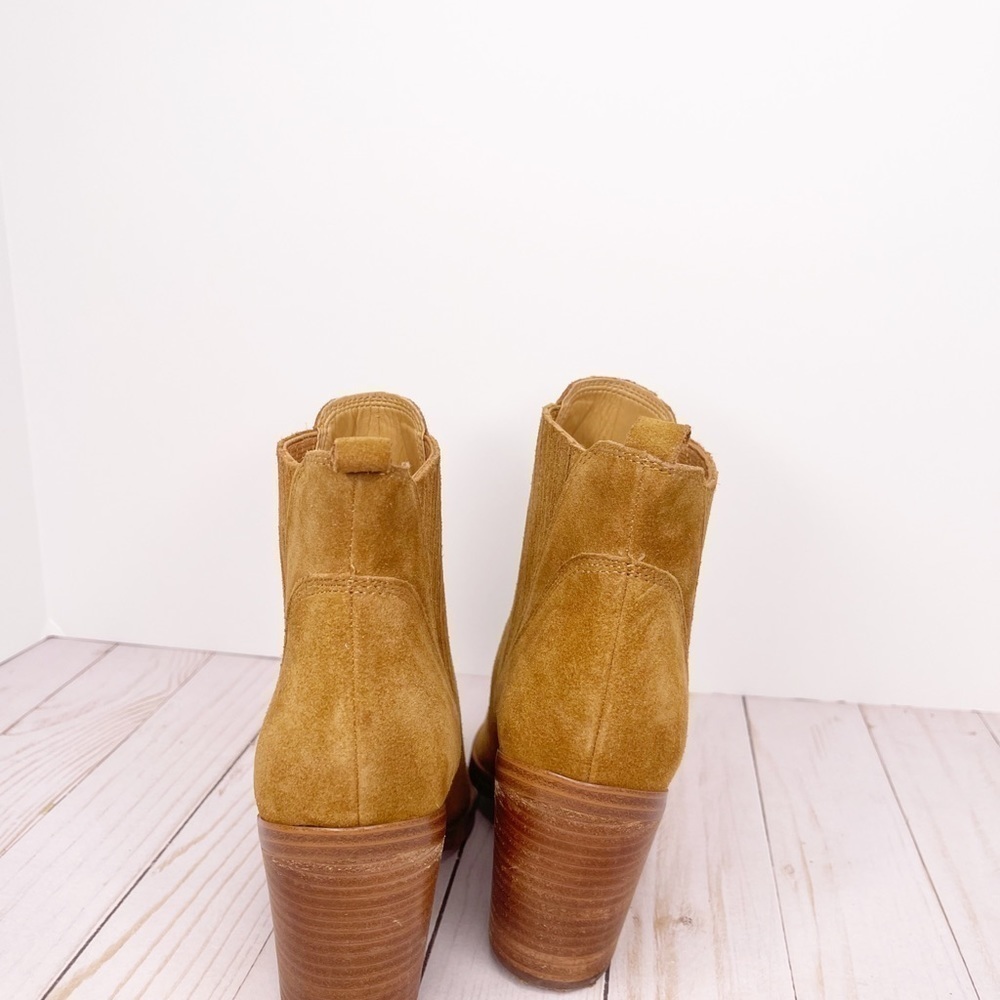 Marc Fisher Gradi Western Suede Brown Tan Ankle Boots Size 10 - Picture 4 of 6